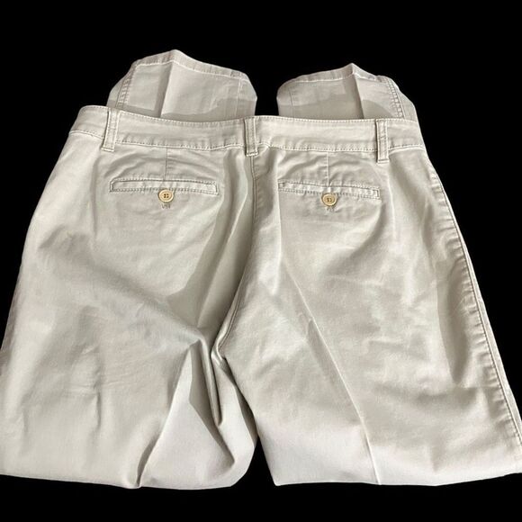 Talbots Women’s Pleated Khakis / SZ: 10P / EUC - Picture 5 of 9